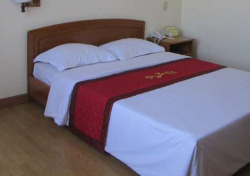 Dong Xuyen Suite