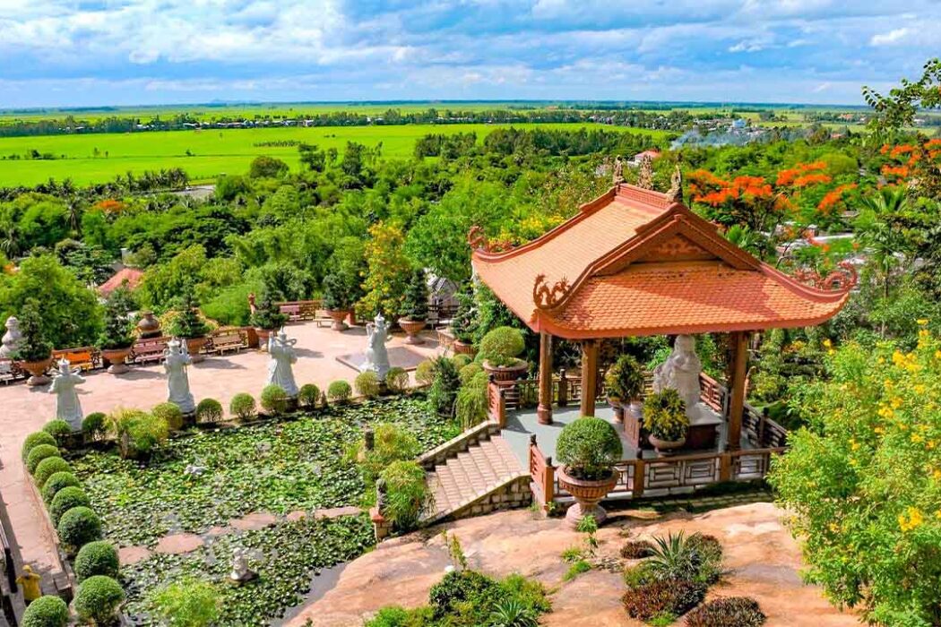 Hang Pagoda – Sacred beauty